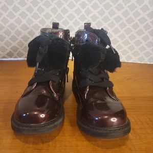 Girls boots